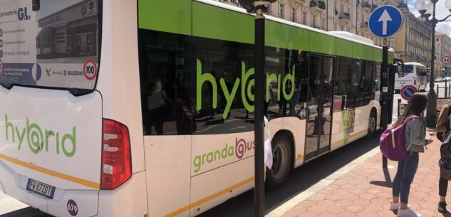 La Guida - Trasporto gratuito per gli universitari in Piemonte: 4.344 adesioni dal cuneese, oltre 60.000 in regione