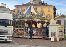 La Guida - Una giostra dei cavalli in Largo Audiffredi
