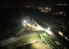 La Guida - Asti-Cuneo, varata la seconda trave sopra la SP7