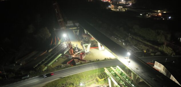 La Guida - Asti-Cuneo, varata la seconda trave sopra la SP7