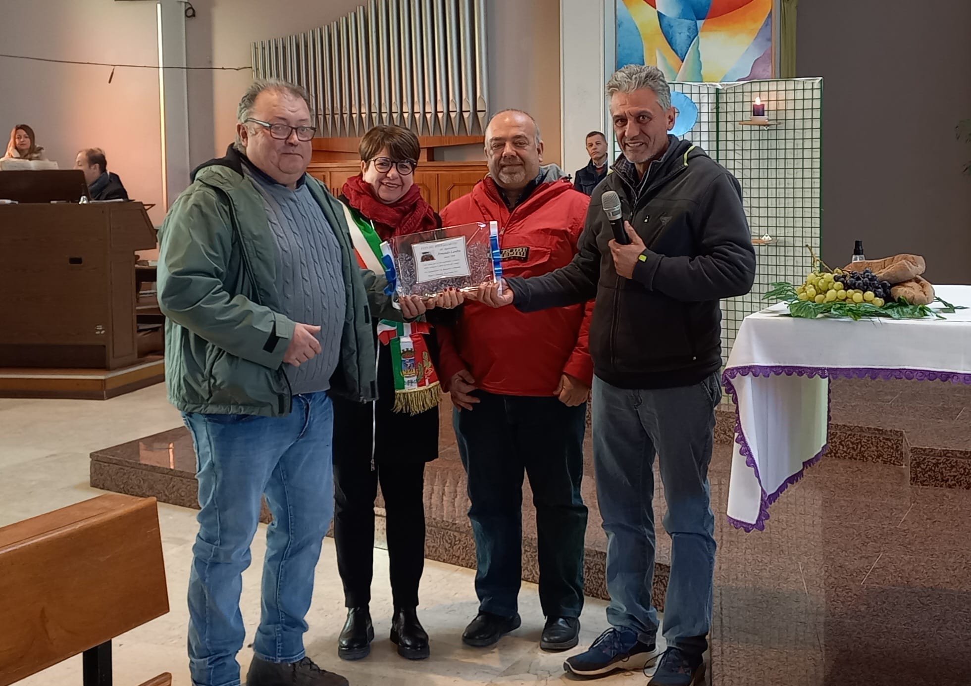 Festa del Ringraziamento a Borgo, premiato Armando Landra