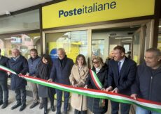 La Guida - Caraglio, inaugurato il nuovo ufficio postale Polis (video e foto)