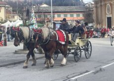 La Guida - Mercatino di Natale di Paesana con 130 bancarelle