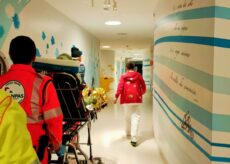 La Guida - Tre bambini feriti e malati in fuga da Gaza hanno trovato accoglienza al Regina Margherita