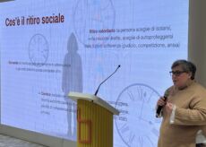 La Guida - Via dal mondo, ragazzi chiusi in camera