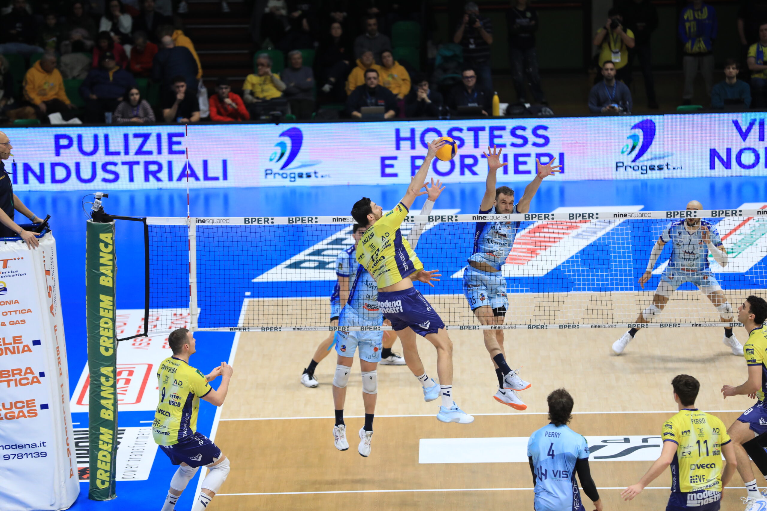 Volley, Modena travolge Cuneo (3 a 0)