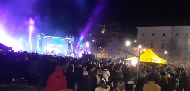 La Guida - Cuneo, spettacolo piromusicale e i concerti di Capodanno