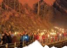 La Guida - La fiaccolata occitana al Colletto di Castelmagno