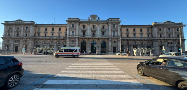 La Guida - Sede della Polizia Locale nella stazione: “La sicurezza non si fa con le divise”