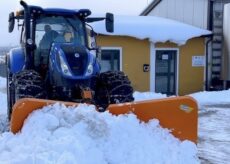 La Guida - Ostana, lo spazzaneve acquistato con una sottoscrizione