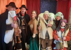 La Guida - Pubblico numeroso al presepe vivente di Pianvignale (foto)