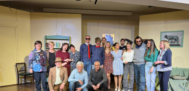 La Guida - Al Toselli la commedia piemontese “Gemej…ma nen trop”