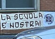La Guida - Striscioni davanti alle scuole albesi: la replica di Azione Studentesca