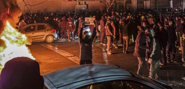 La Guida - Iran, il regime degli ayatollah contro il suo popolo