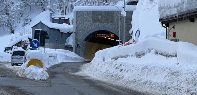 La Guida - Tenda chiuso a tempo indeterminato: pericolo valanghe