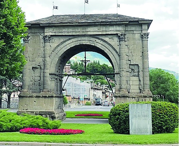 Arco di Augusto ad Aosta