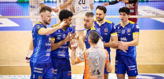 La Guida - Volley, Cuneo non brilla e Cisterna trionfa in tre set