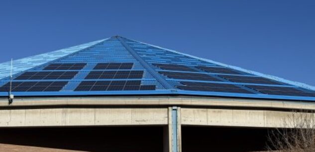 La Guida - Nuovo impianto fotovoltaico sul tetto del palazzetto dello sport