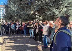 La Guida - Il presidio in Piazza Europa da domenica sera, ma l’appuntamento è già alle 15