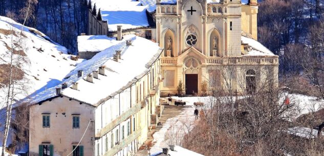 La Guida - “4 passi a Crissolo”, trekking tra le borgate e il Santuario di San Chiaffredo