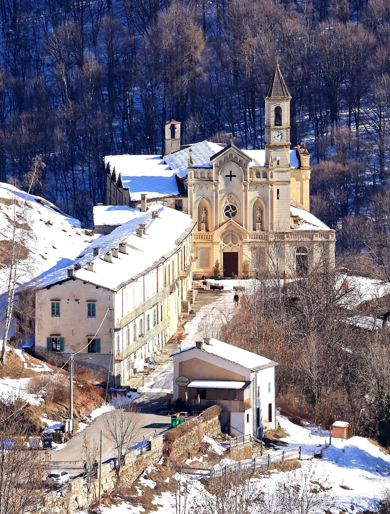 “4 passi a Crissolo”, trekking tra le borgate e il Santuario di San Chiaffredo