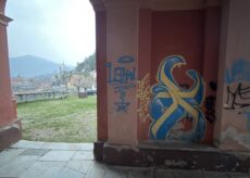 La Guida - Caraglio, imbrattati i muri di San Giovanni (foto)