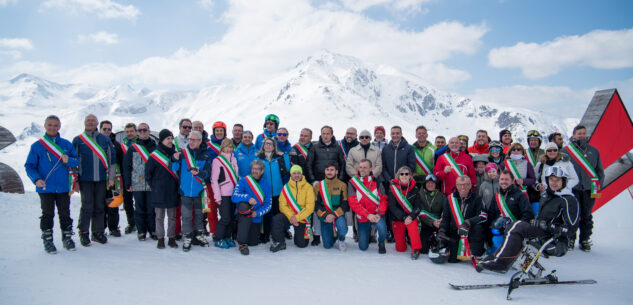 La Guida - Sci, sindaci e amministratori locali di Cuneo e Savona in pista