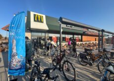 La Guida - L’adesione al Bike To Work a Cuneo, nel giorno dei 40 anni di Mc in Italia
