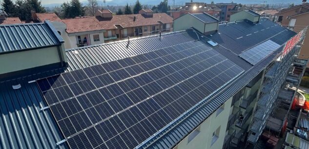 La Guida - Case popolari di Confreria: rifatti i tetti, installato il fotovoltaico e isolati gli edifici