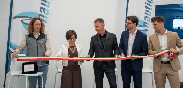 La Guida - Nauticstore e Cuneo Tende, una grande festa per le nuove sedi