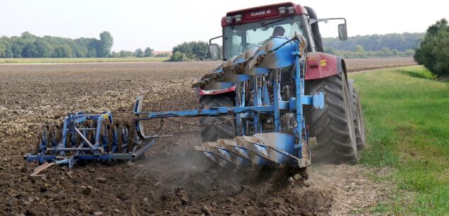 La Guida - “Il taglio delle accise non basta, serve il credito di imposta per l’acquisto di gasolio agricolo”
