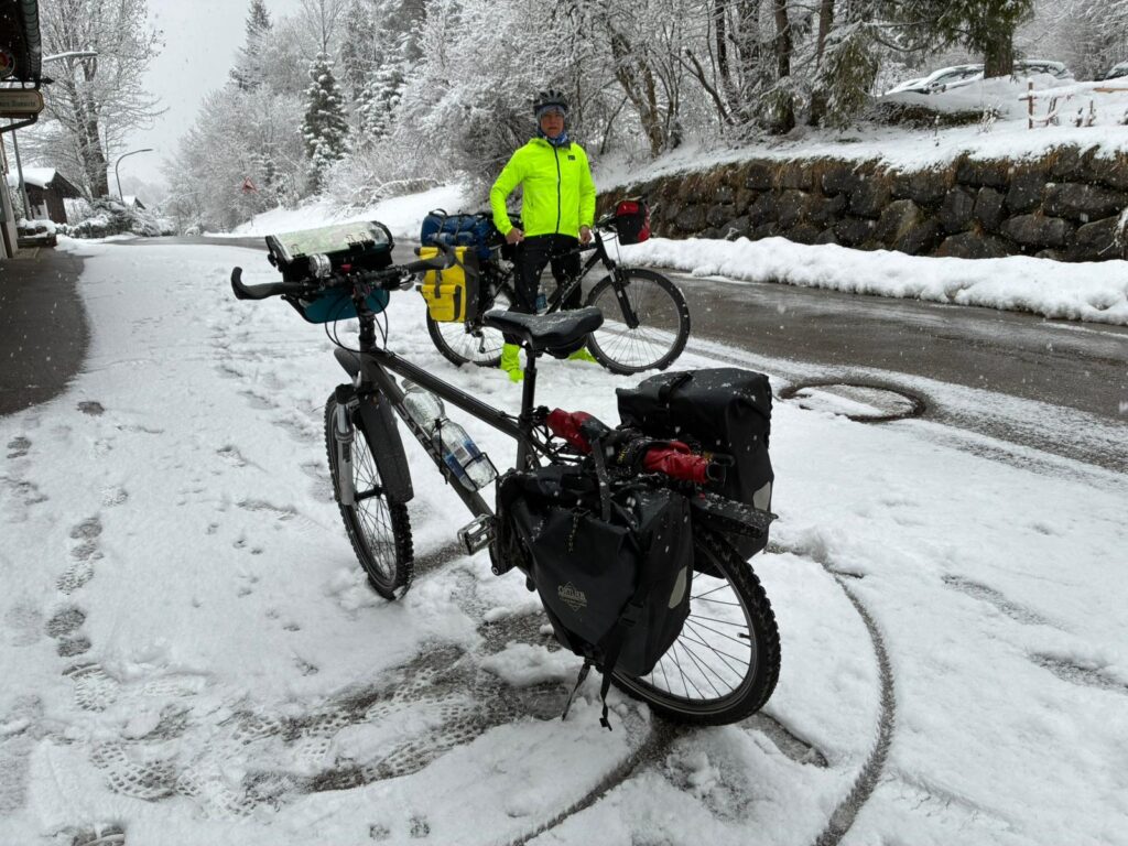 Boves sindaco Schondorf in bici