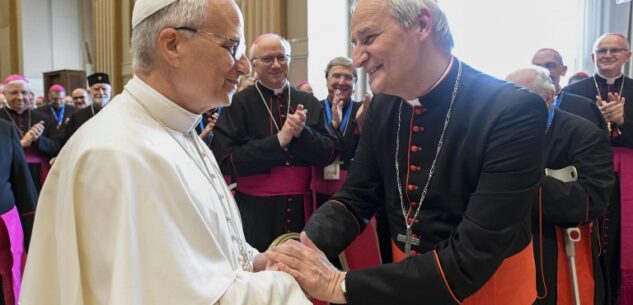 La Guida - La Cei: “Il Papa non un politico ma serve il Vangelo, la verità e la pace”