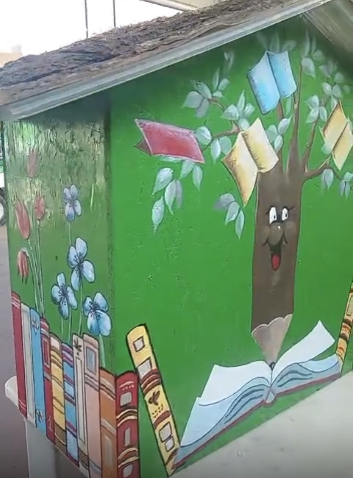 Bernezzo, una “casetta dei libri” al parco giochi: l’iniziativa per promuovere la lettura