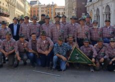 La Guida - All’Adunata di Genova con gli Alpini di Paesana