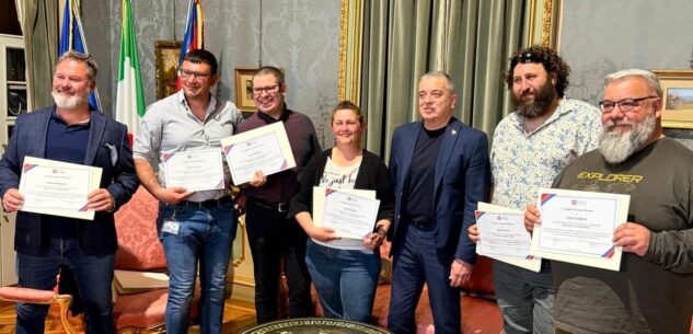 La Guida - I cuneesi “Oversmoke Killers”, campioni italiani di Barbecue, ricevuti in Regione