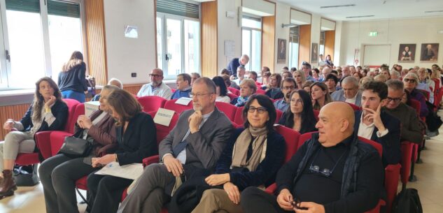 La Guida - “L’Ospedale che accoglie”: analisi, riflessioni e progetti operativi per l’umanizzazione nei luoghi e nei percorsi di cura”