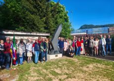 La Guida - Borgo, inaugurata la scultura di Basso Sciarretta accanto a MEMO4345