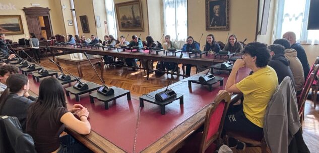 La Guida - Erasmus a Cuneo: la 4a Alfa del Liceo “Pellico-Peano” ha accolto studenti greci