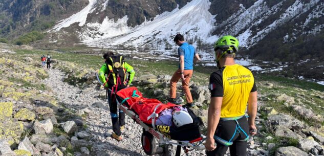 La Guida - Ragazza si sente male in montagna, soccorsa presso il Rifugio Dante Livio Bianco