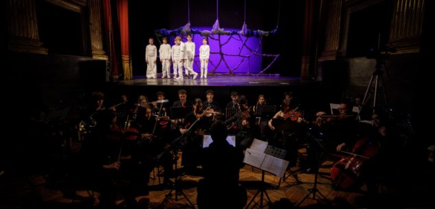 La Guida - Musica e teatro si fondono in un viaggio poetico