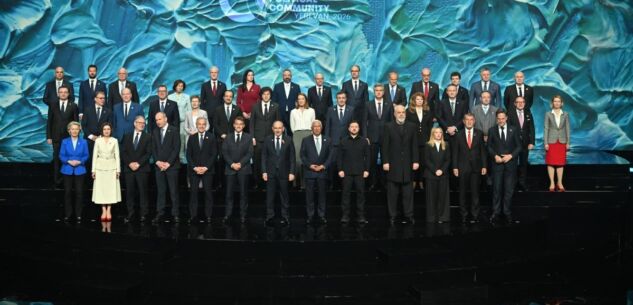 La Guida - Dall’Armenia, la Comunità politica europea lancia messaggi a Putin