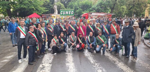 La Guida - Adunata nazionale Alpini a Cuneo, la Provincia sarà sede del comitato organizzatore