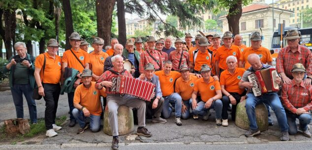 La Guida - Alpini di Spinetta-Oltregesso alla sfilata nazionale a Genova