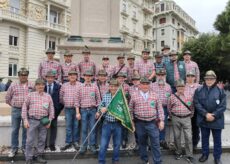 La Guida - Tra pioggia e orgoglio alpino le penne nere di Paesana hanno tinto Genova di tricolore