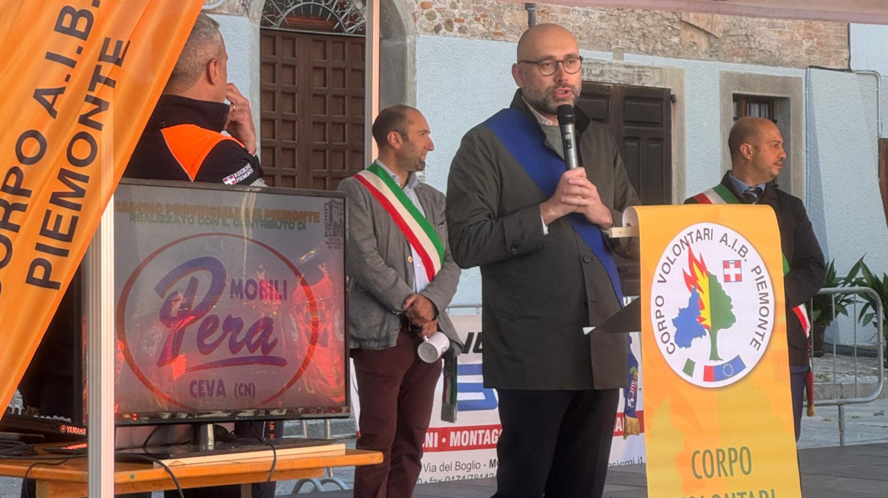 "Donne e uomini impegnati nella salvaguardia dell'ambiente"