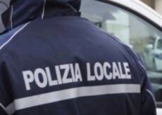 La Guida - Abbandona rifiuti e urina in Centro storico: uomo sanzionato a Ceva