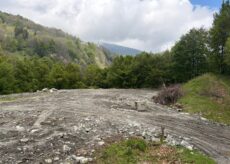 La Guida - Crissolo, lavori per il parcheggio a Fenogli e per la pista di atterraggio notturno dell’elisoccorso