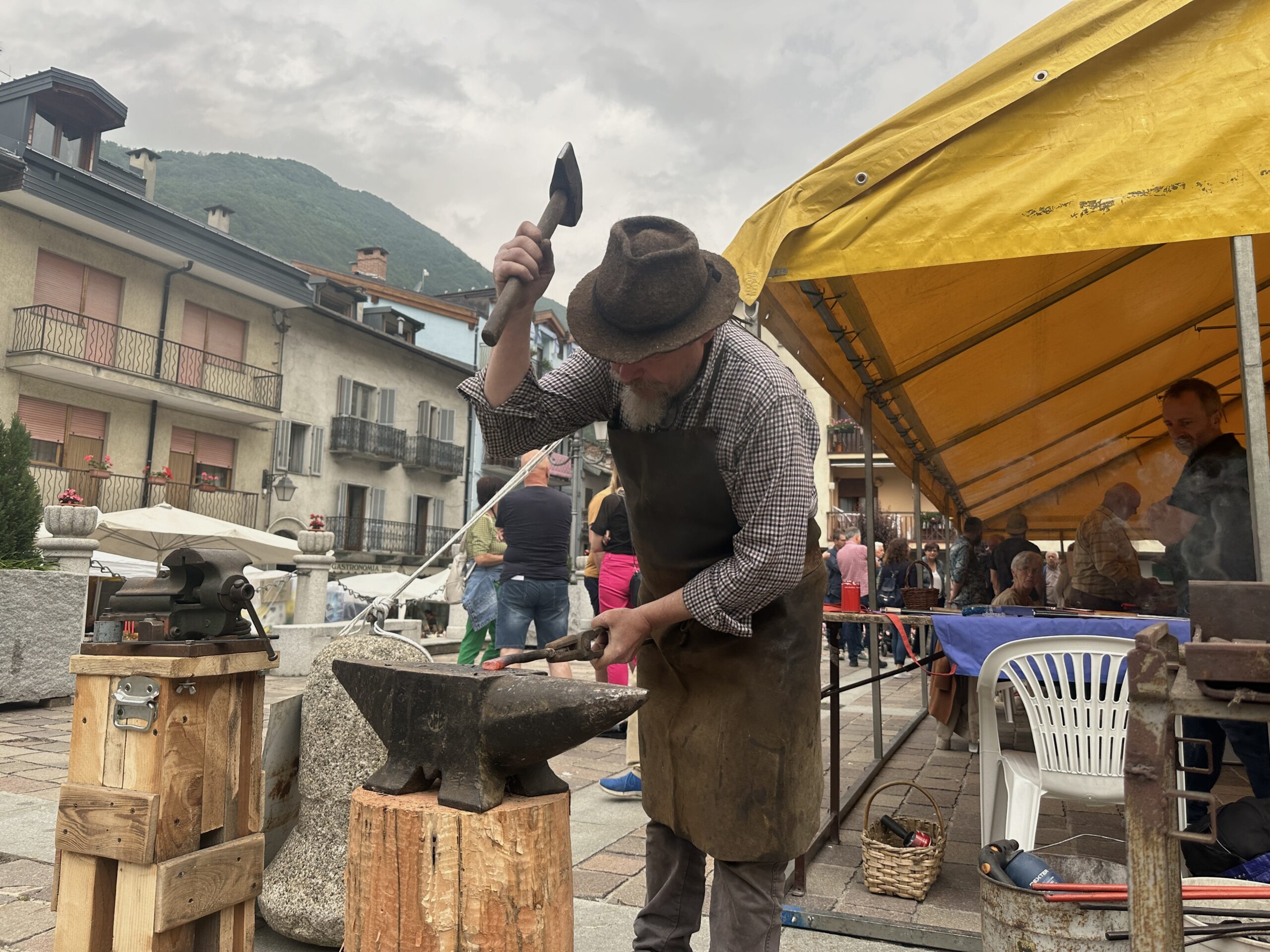 Il Vernantìn torna al Comune che ora ha 11 nuovi coltellinai
