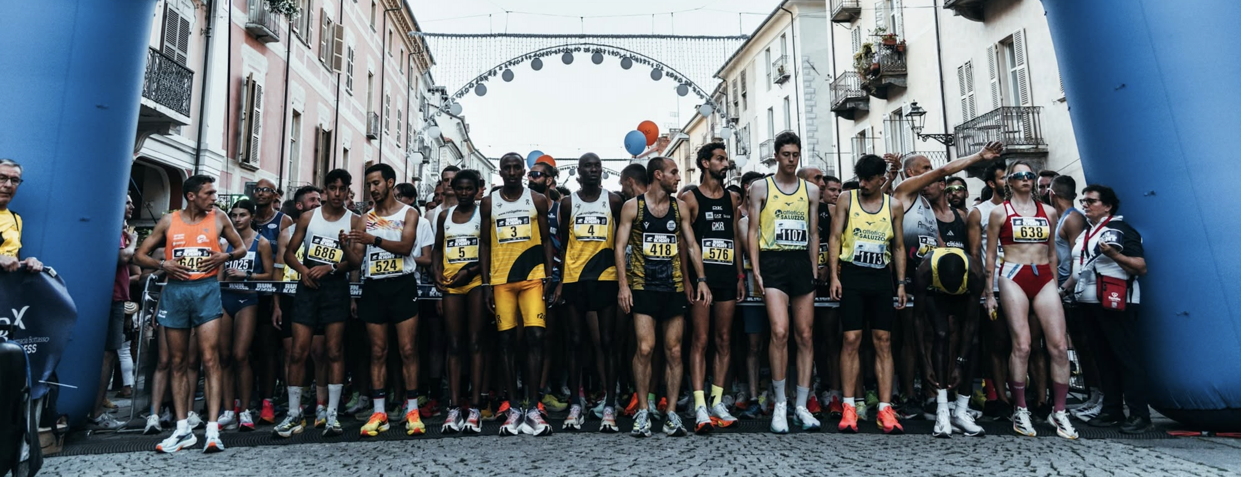Mezza maratona e fitwalking in notturna nelle strade di Cuneo
